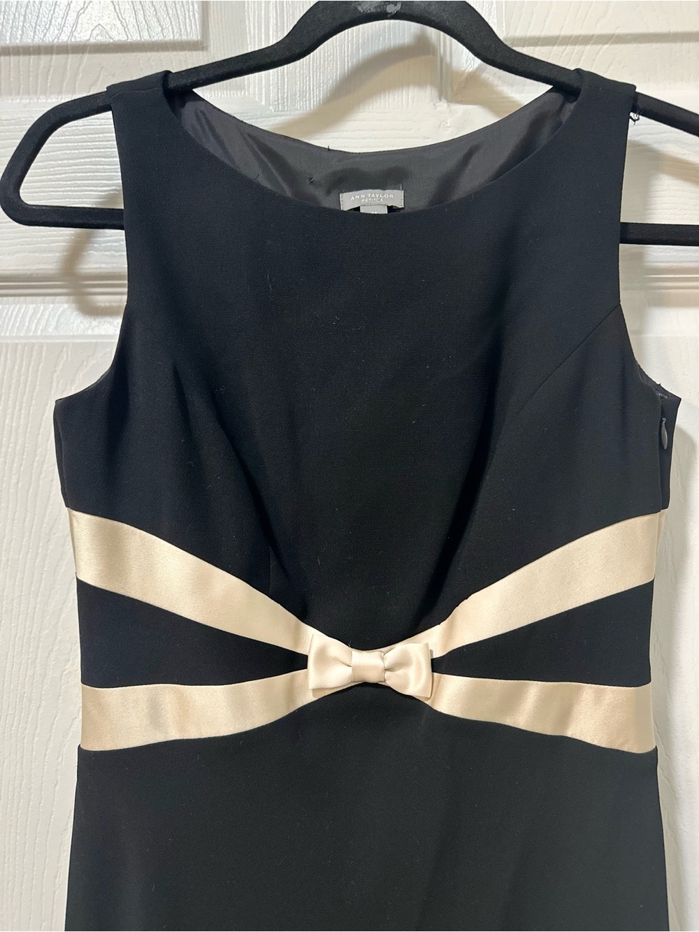 Ann Taylor Petite Black Fit & Flare Dress w/ Satin Bow Detail Size 2P - Picture 2 of 5